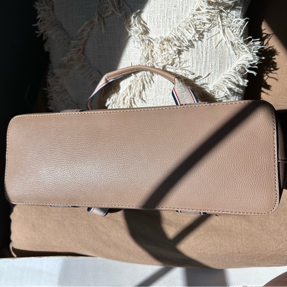 TOMMY HILFIGER | Tote Bag - Picture 5 of 16